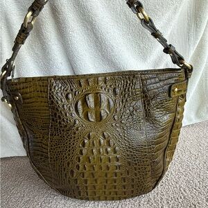 Brahmin Green Crocodile Embossed Shoulder Bag with Gold Hardware VEUC/Like NEW